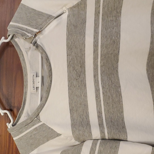 Liz Claiborne‎ shoulder-zip top